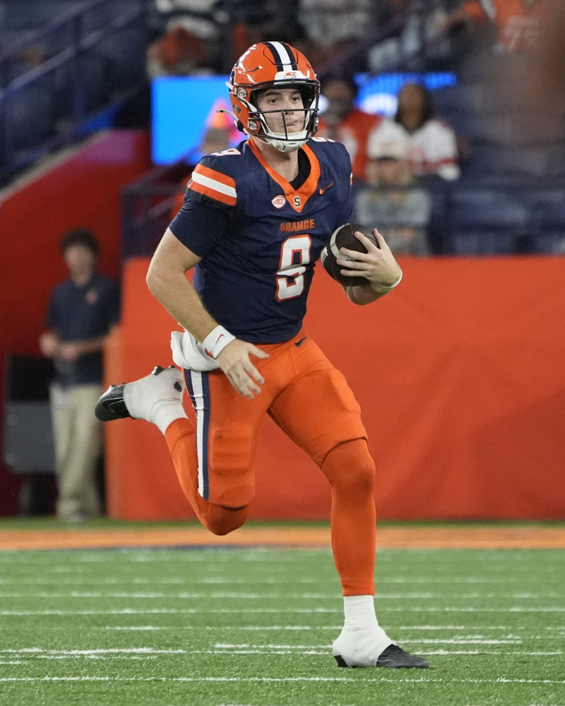 steve angeli runs the ball